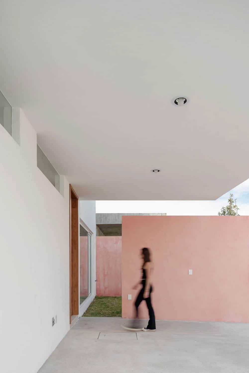 Casa Camino Viejo / Ikanimej Arquitectos