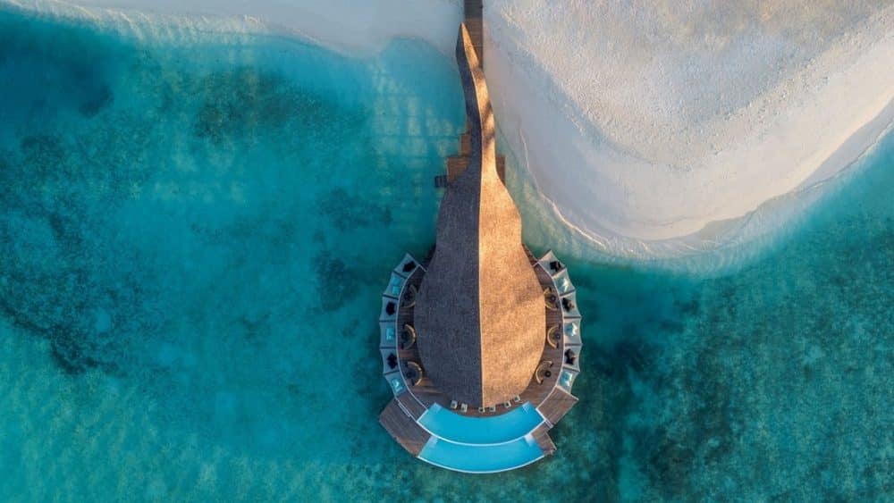 MADI HIYAA, Overwater Restaurant by Nomadic Resorts