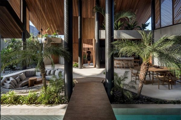 House of Winds / Biombo Architects