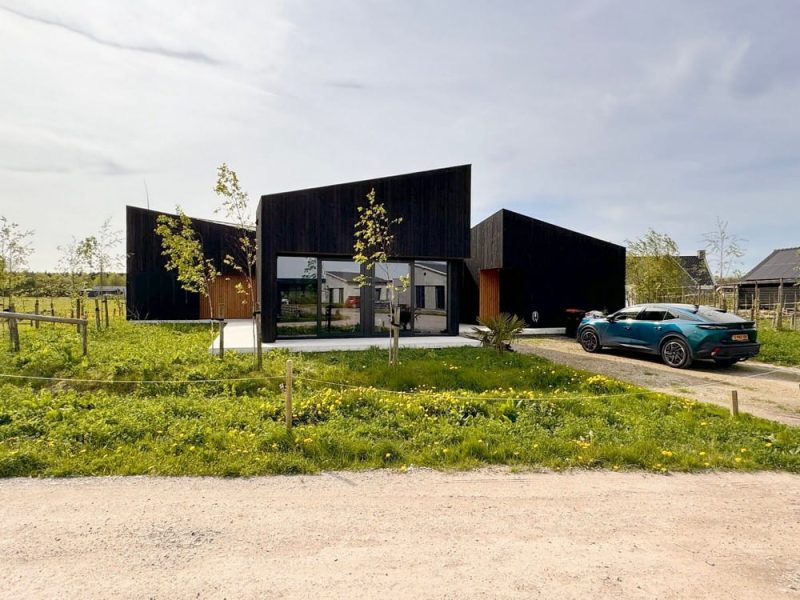 Villa Vaartjes / NOAHH - Network Oriented Architecture