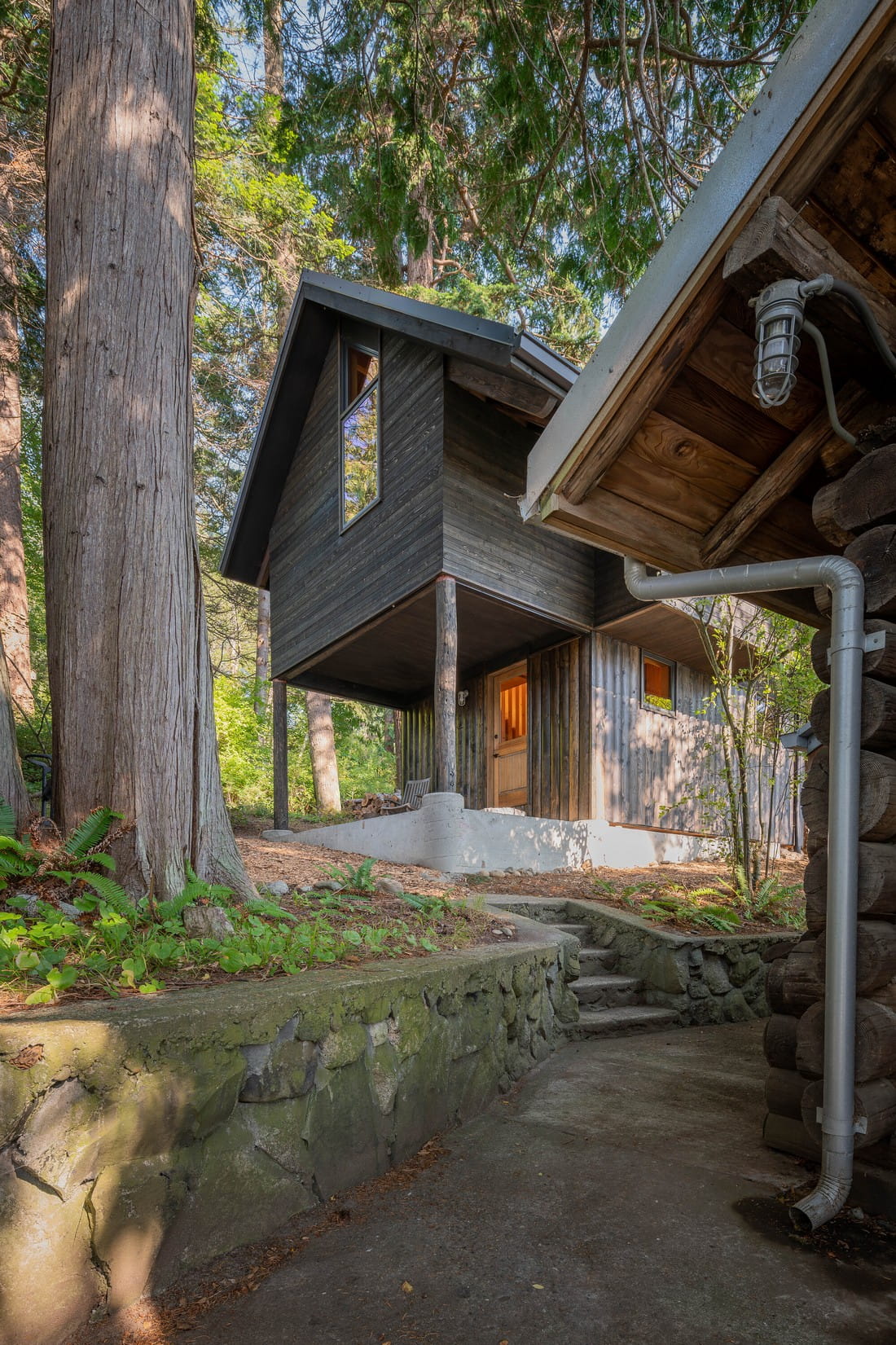 Guemes Island Bunkhouse / SHED Architecture & Design