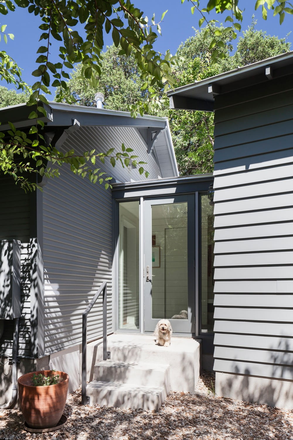 Annie Street Bungalow / Elizabeth Baird Architecture & Design