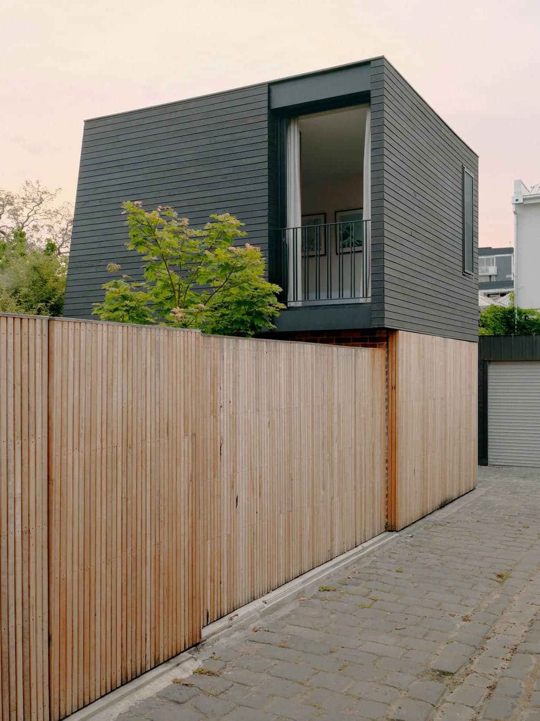 Fitzroy North Terrace / Field Office Architecture