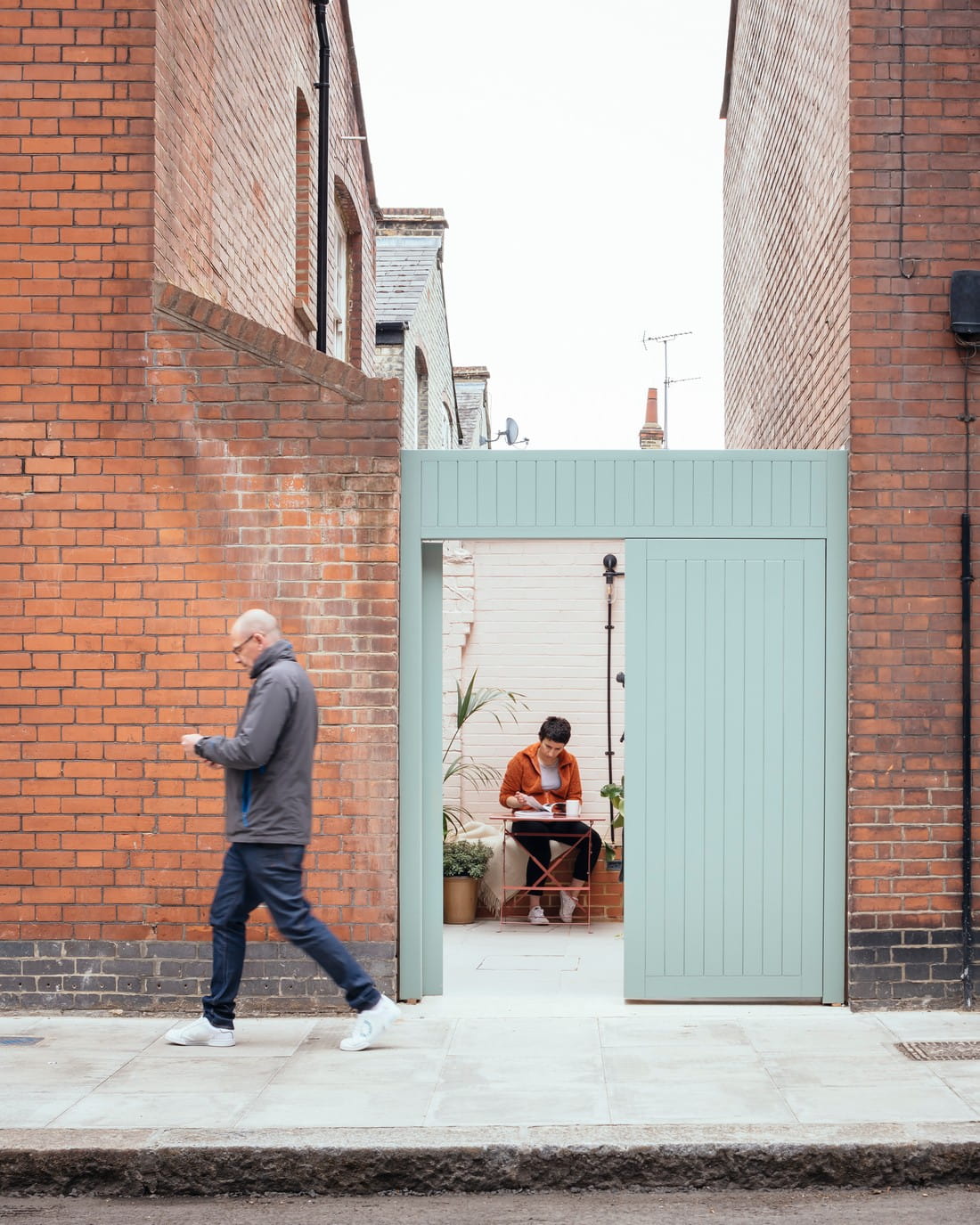 House for a Doctor, Bethnal Green / Whittaker Parsons