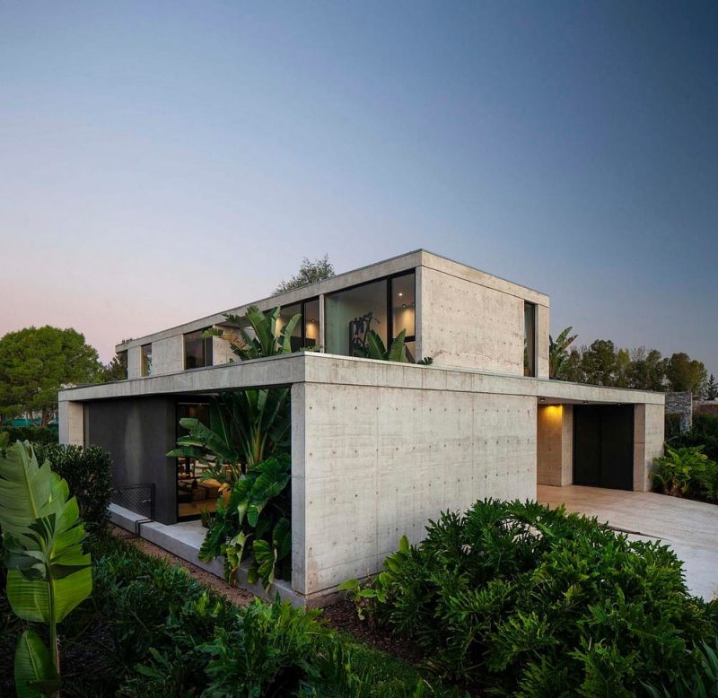 Terra House 192 / LMARQ Arquitectos