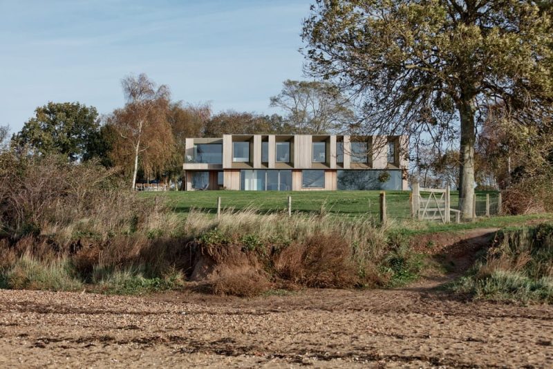 Stour House / Facit Homes