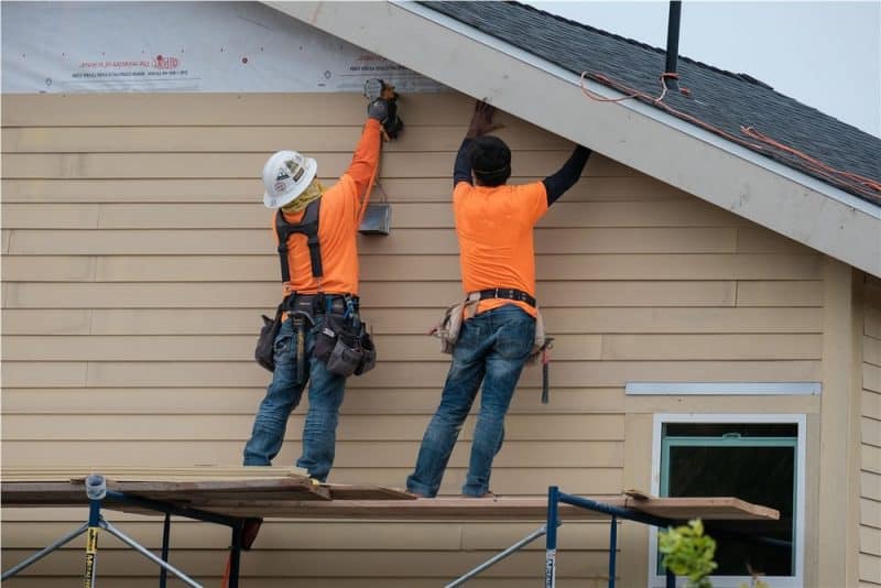 Essential Guide to Siding Maintenance and Repair for Your Home