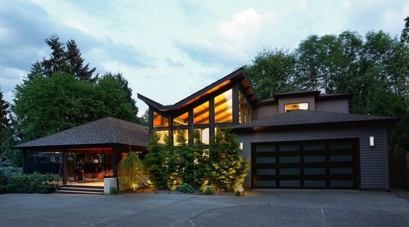 Redmond Home Renovation by Paul Michael Davis Architects