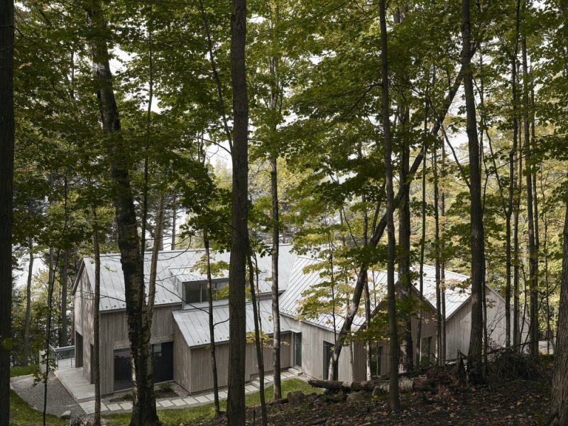 "De la Descente" Retreat / Matière Première Architecture