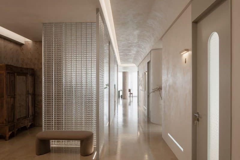 Zhi Chi Dental / WEBO Design