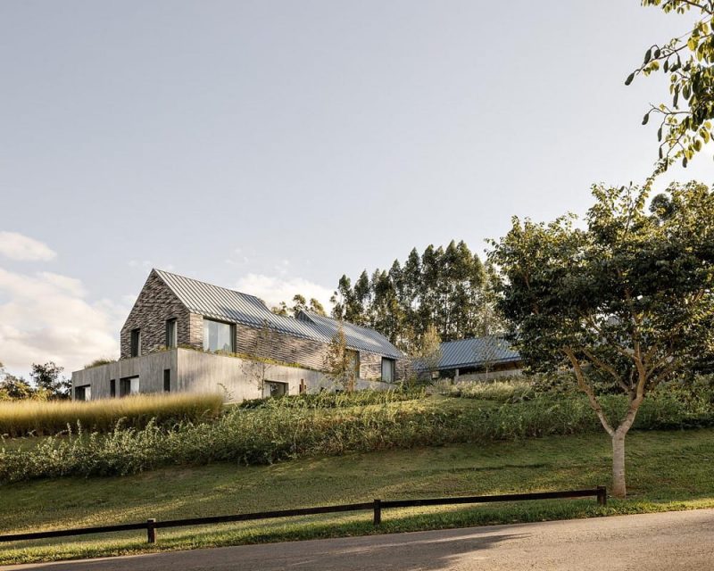 CCB House / Kiko Salomão + Tanaka Architects