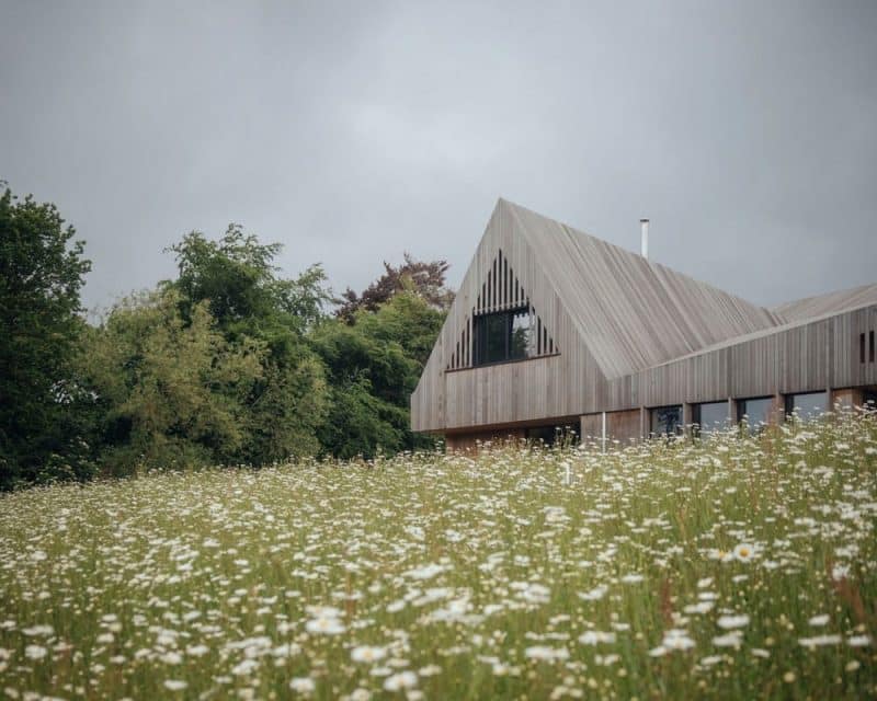 Water Farm House/ Studio Bark