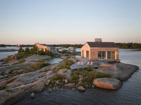 Whistling Wind Island / Akb Architects