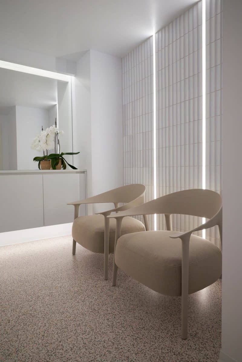 Sergio Miralles Podiatry Clinic / Vitale