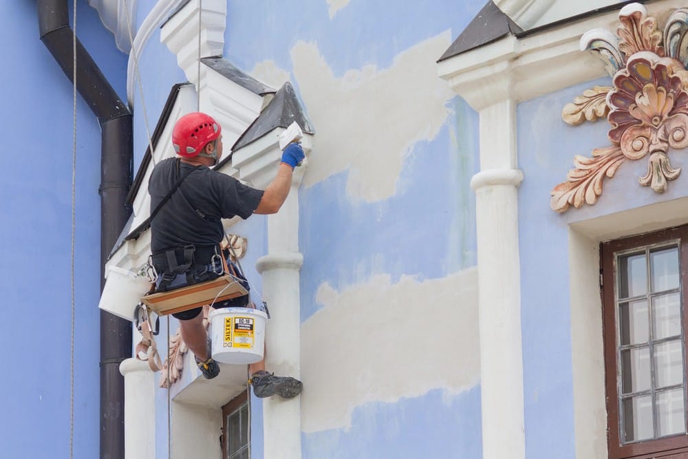 How to Prepare Stucco for Painting