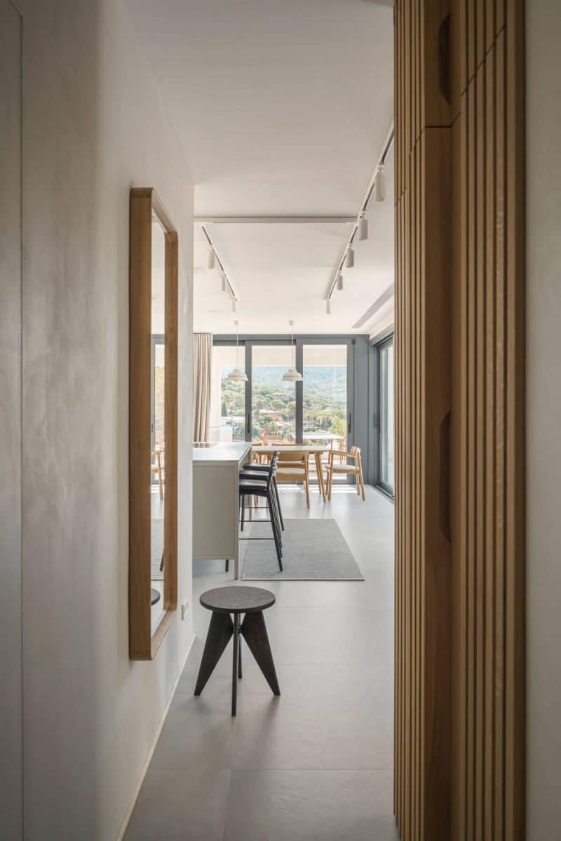 House near Barcelona / Studio Loft Kolasiński