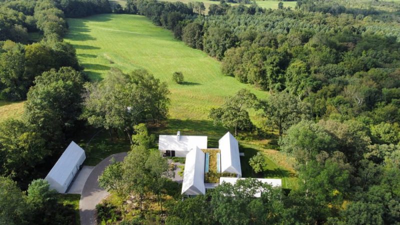 Litchfield HILL House / Joeb Moore & Partners