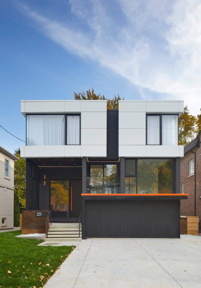 douBLe House / Alva Roy