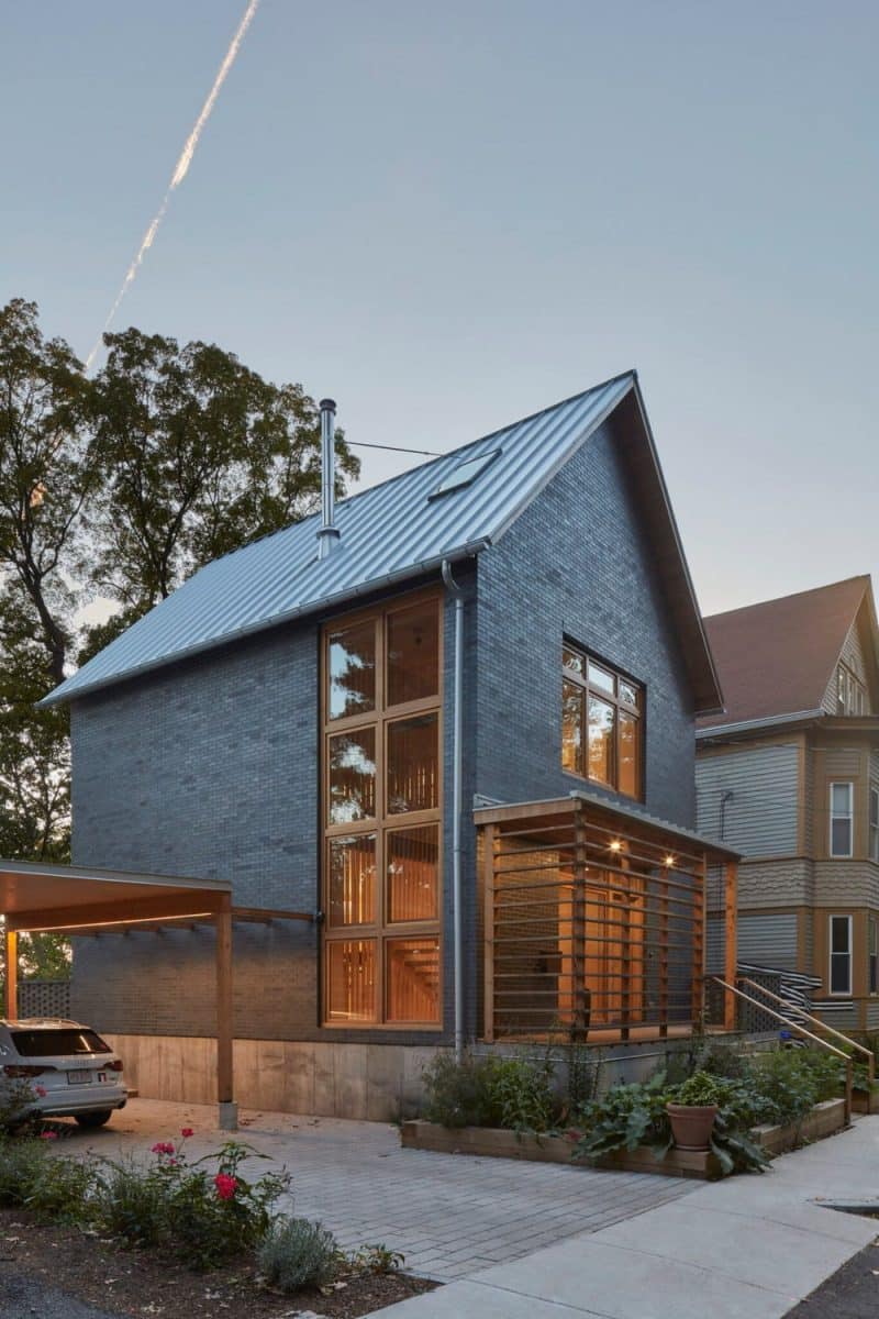 Fort Hill Cottage by Aamodt / Plumb Architects