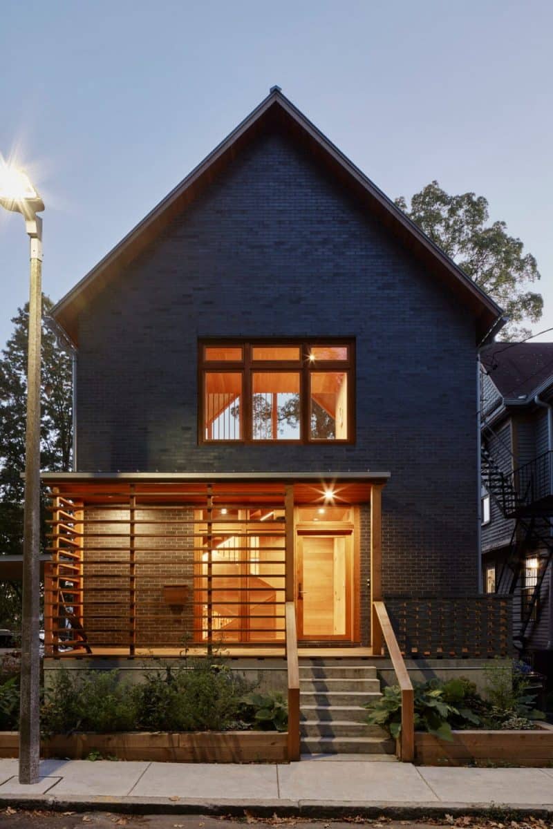 Fort Hill Cottage by Aamodt / Plumb Architects