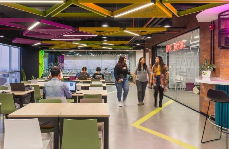 Globant Office Peru / Contract Workplaces