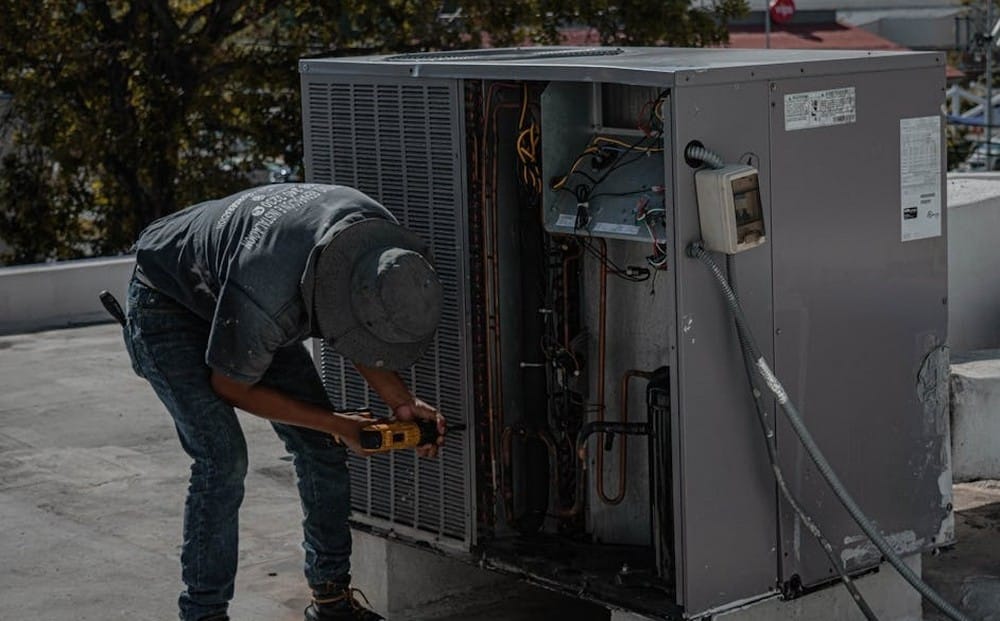 DIY vs. Professional: Making the Right Choice for Your HVAC Projects