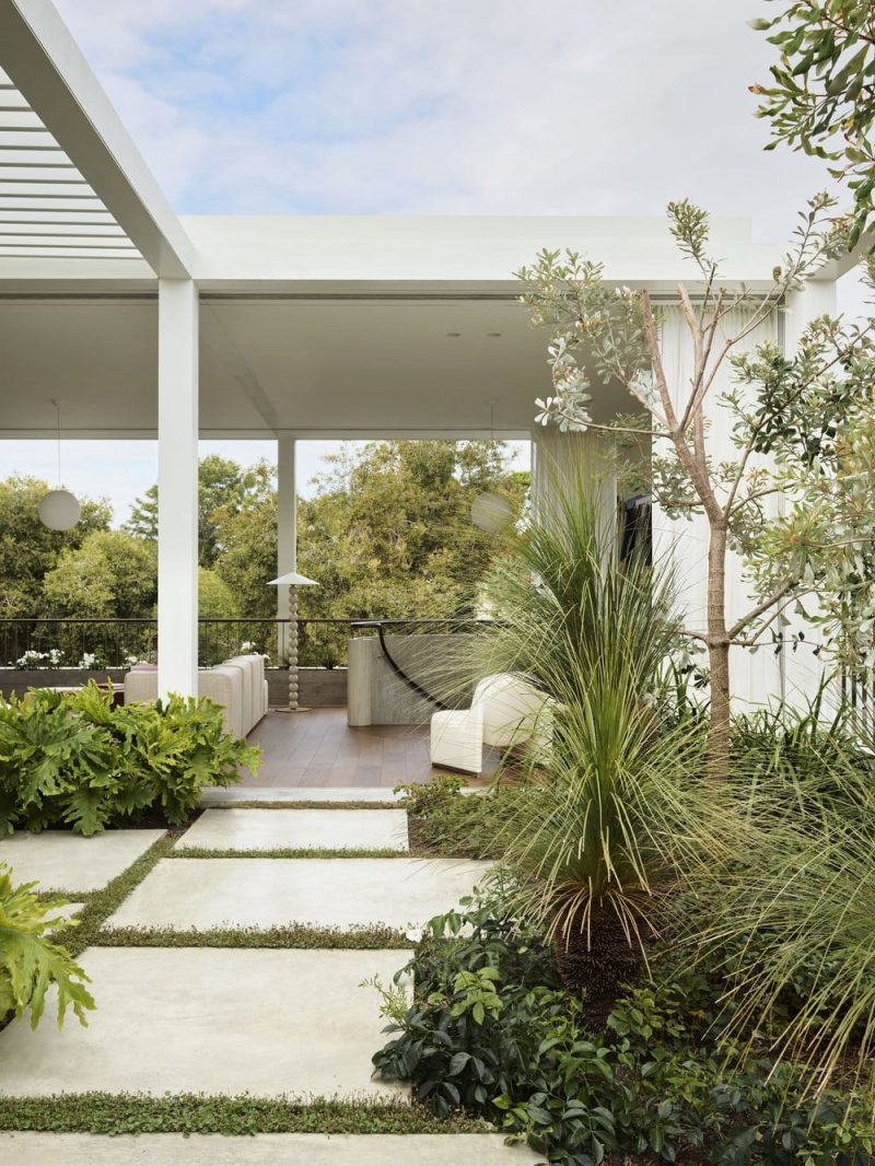 Nine-Square Bondi House / Madeleine Blanchfield Architects