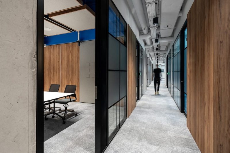 Hoogwegt Office / BIT CREATIVE