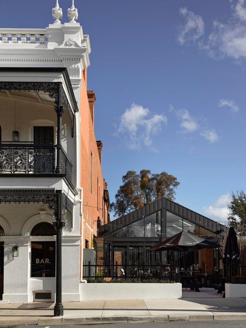 Victoria Hotel, Rutherglen / Porter Architects