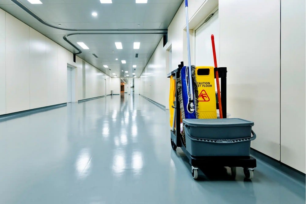 From Offices to Retail Spaces: How Professional Cleaners Ensure Health and Hygiene in High-Traffic Areas