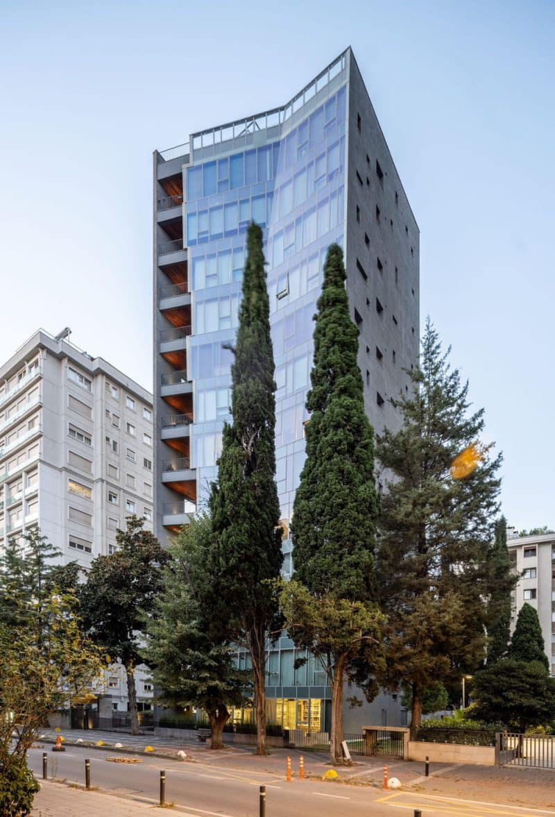 Zenel Residential Building / Aytac Architects