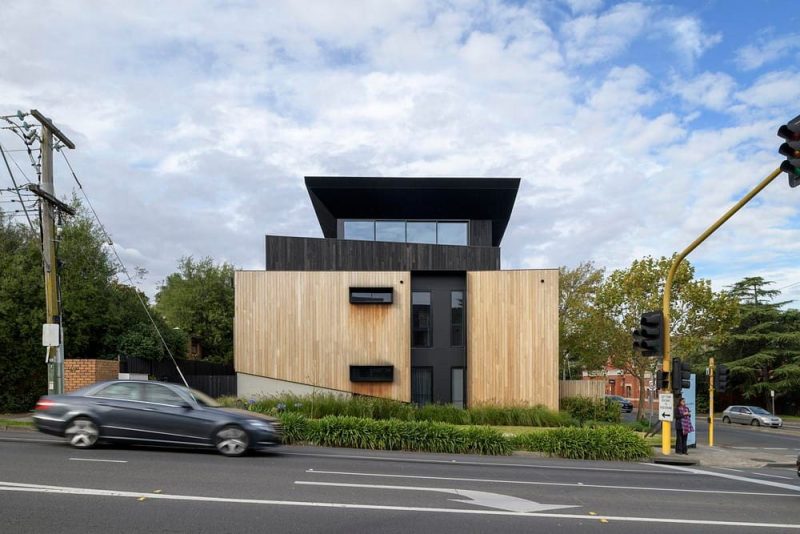 Aurburn Road Apartments / Aych Architects