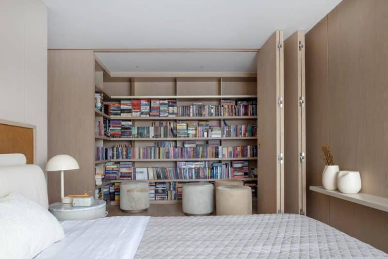 bedroom, library, Apartment for Mother and Daughter