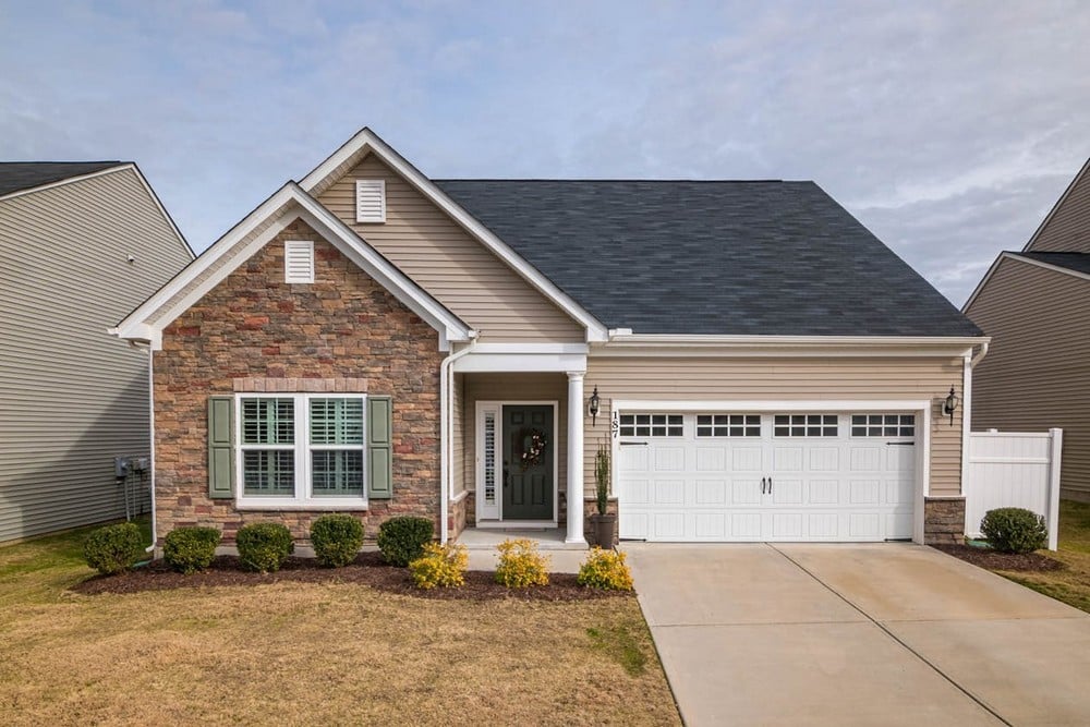 5 Reasons You Should Replace Your Old Garage Door