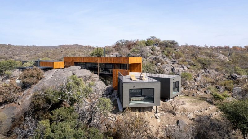 Casa En Piedras / Estudio Palacios