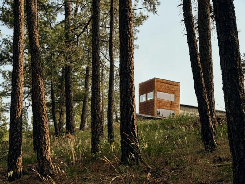 Malapai Tower House / The Ranch Mine