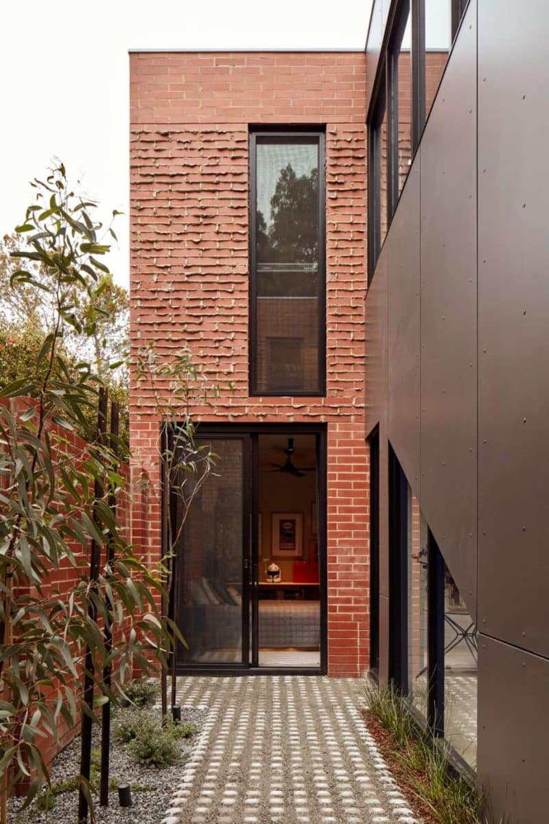 Mary Street House / Studio Roam