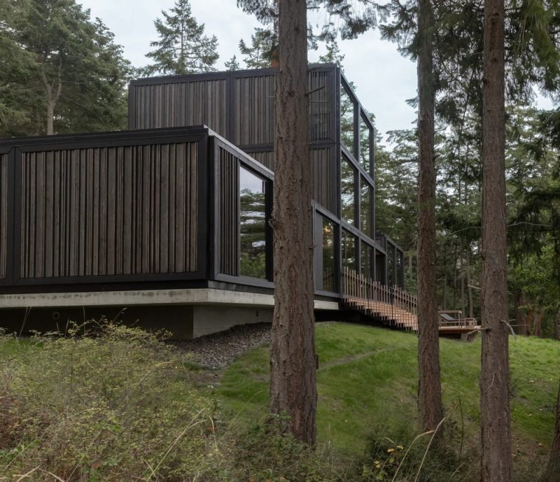 Discovery Bay House / Dekleva Gregorič Architects