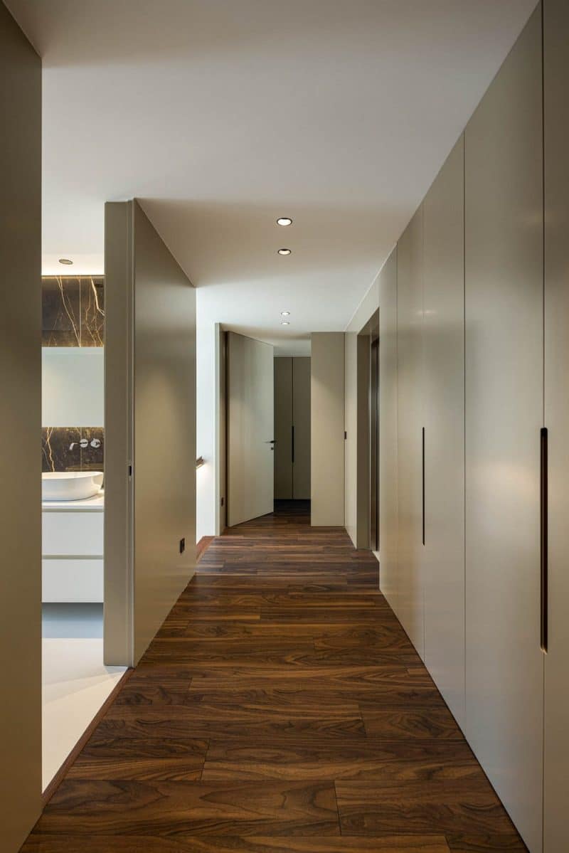 Casa SA / Sandro Ferreira Arquitectura
