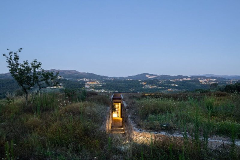Casa da Levada / Tsou Arquitectos
