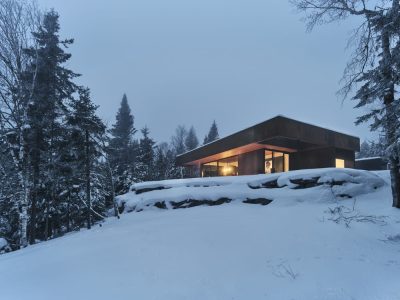Owl's Shield House / Atelier Schwimmer