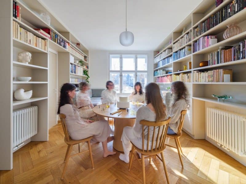 Rethinking the Average Apartment / No Architects