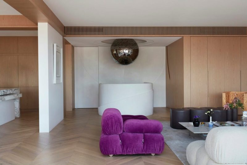 Sydney Harbour Apartment / Brooke Aitken Design