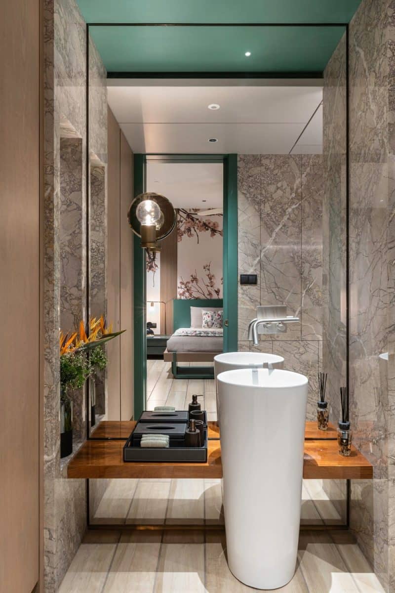 House XVIII by Kiran Gala & Associates