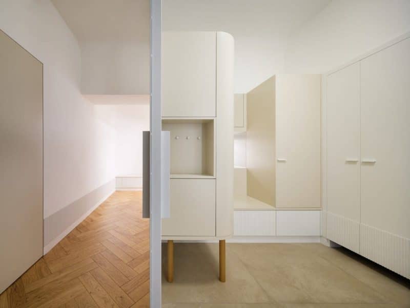 Rethinking the Average Apartment / No Architects