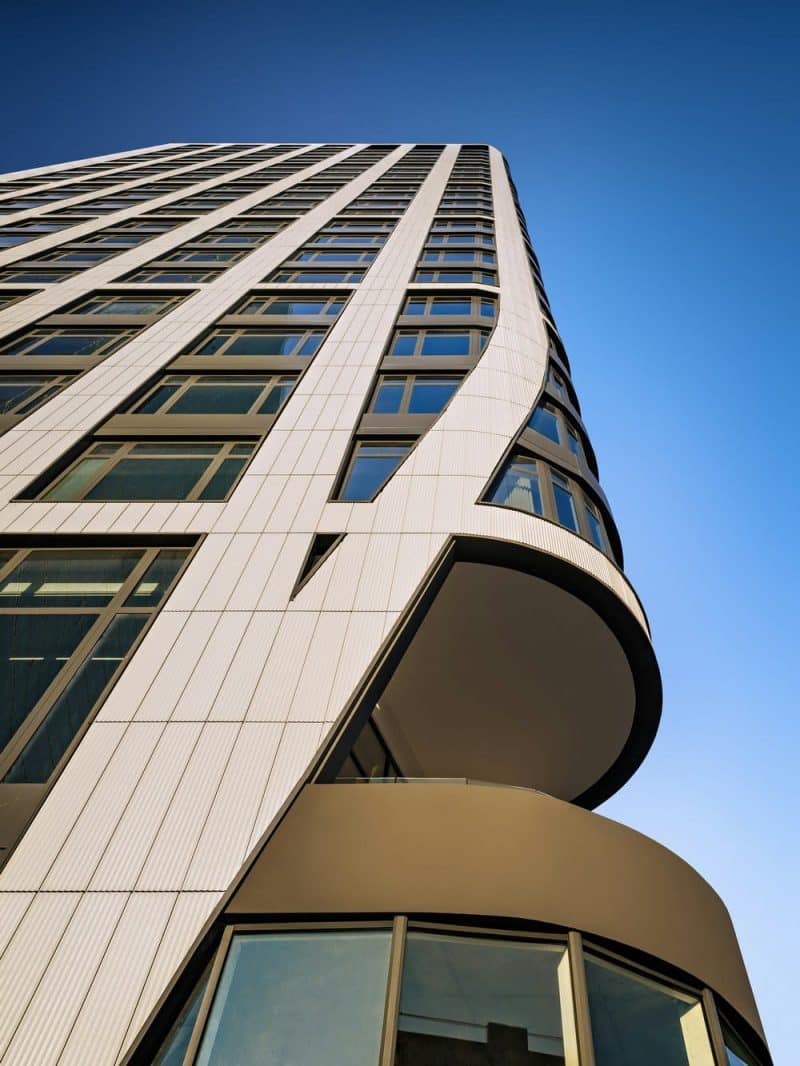 NOVA Condominium Tower / Fogarty Finger
