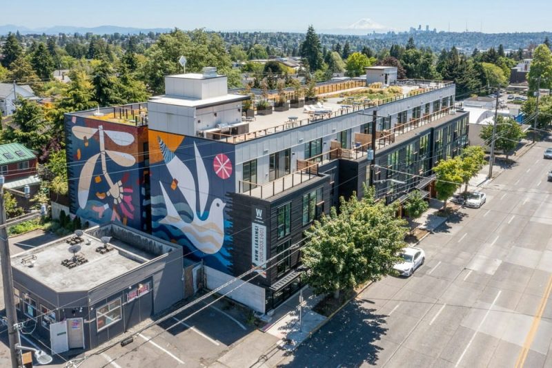 J.G. Whittier Apartments / Johnston Architects