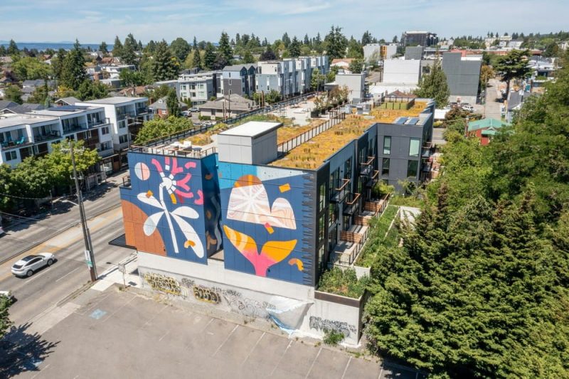 J.G. Whittier Apartments / Johnston Architects