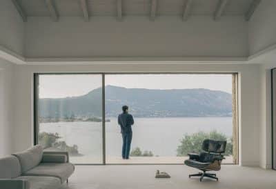Corfu House / Georgios Apostolopoulos, Tony Wynbourne