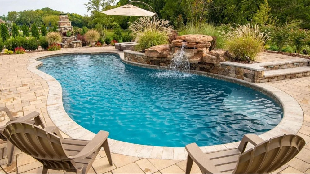 How to Vet and Select the Best Pool Contractor for Your Project
